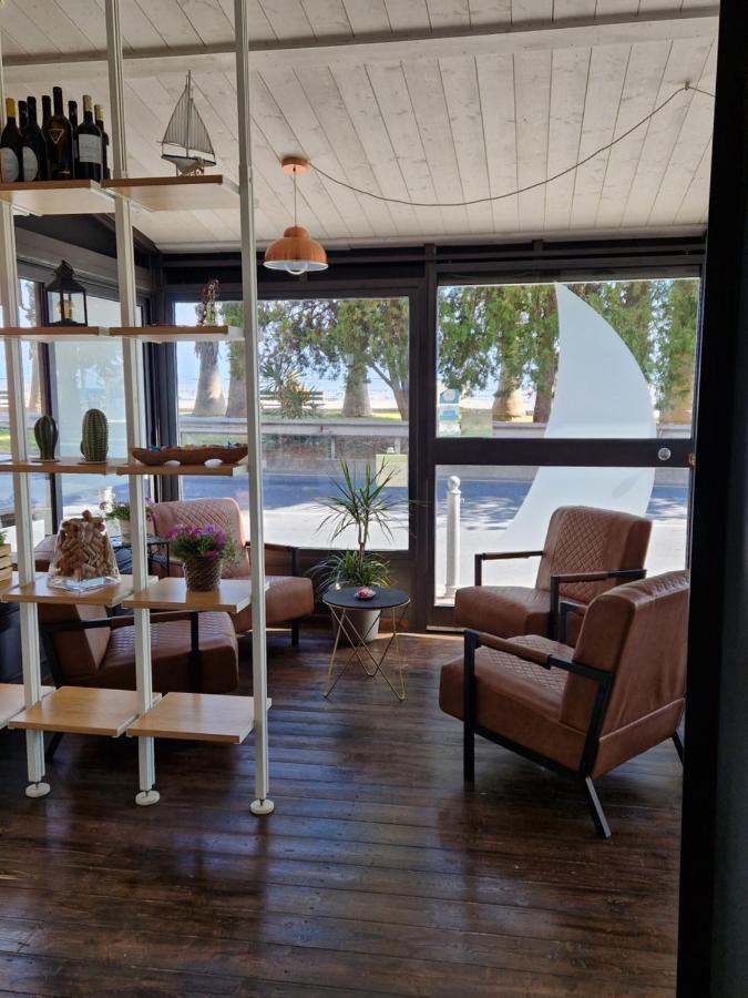 Vela Bianca H & R Hotel Диано Марина Екстериор снимка